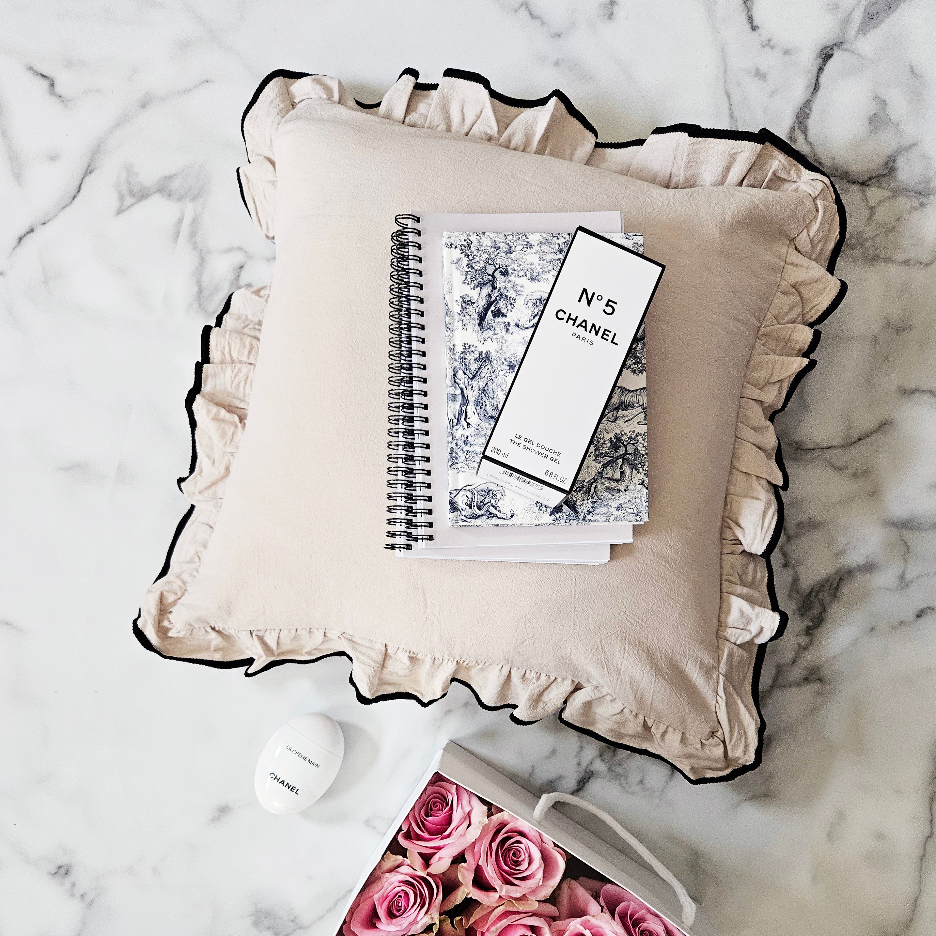 Fornello Frill Cover Cushion