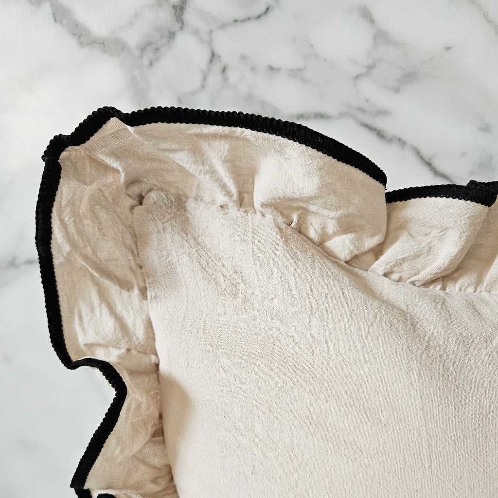 Fornello Frill Cover Cushion