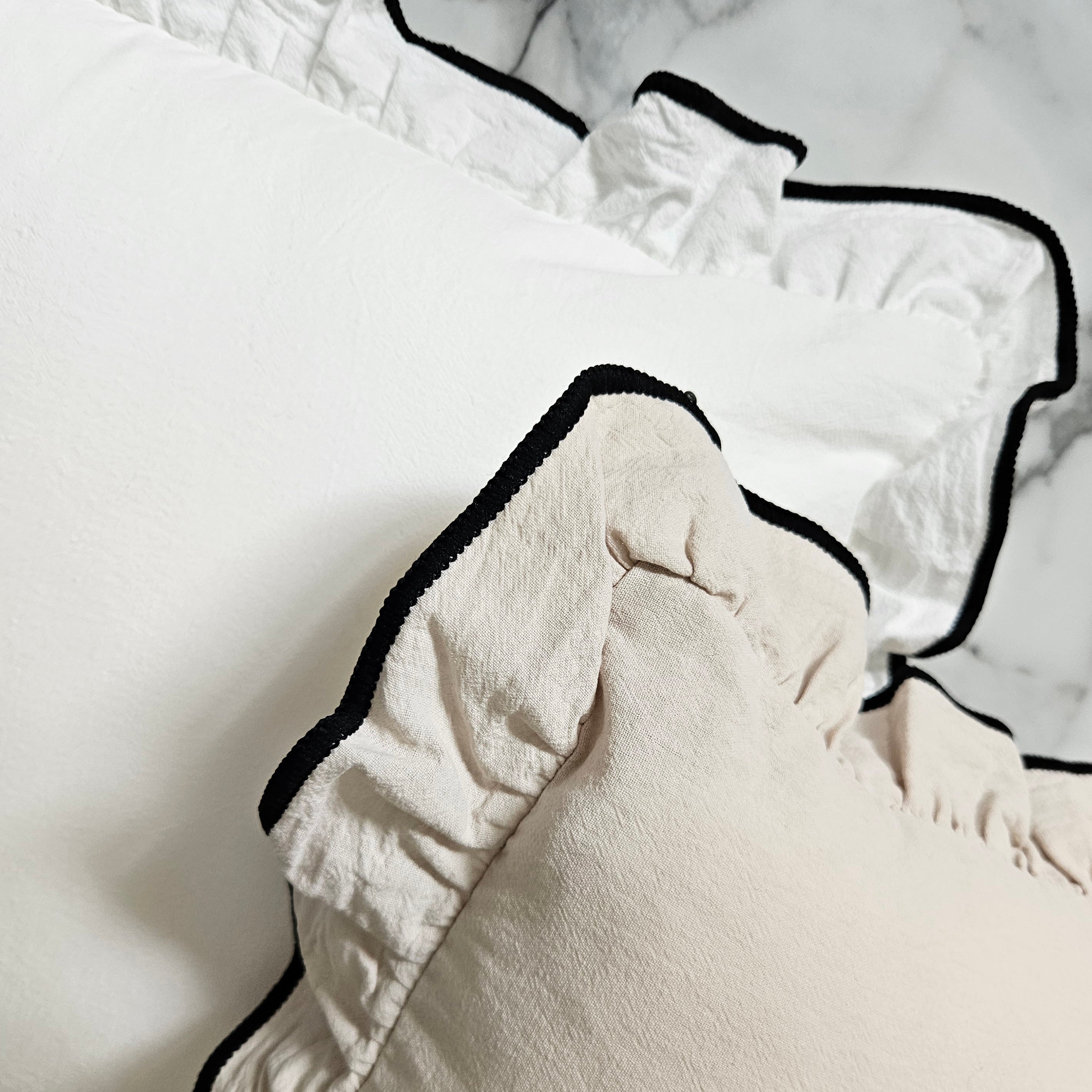 Fornello Frill Cover Cushion