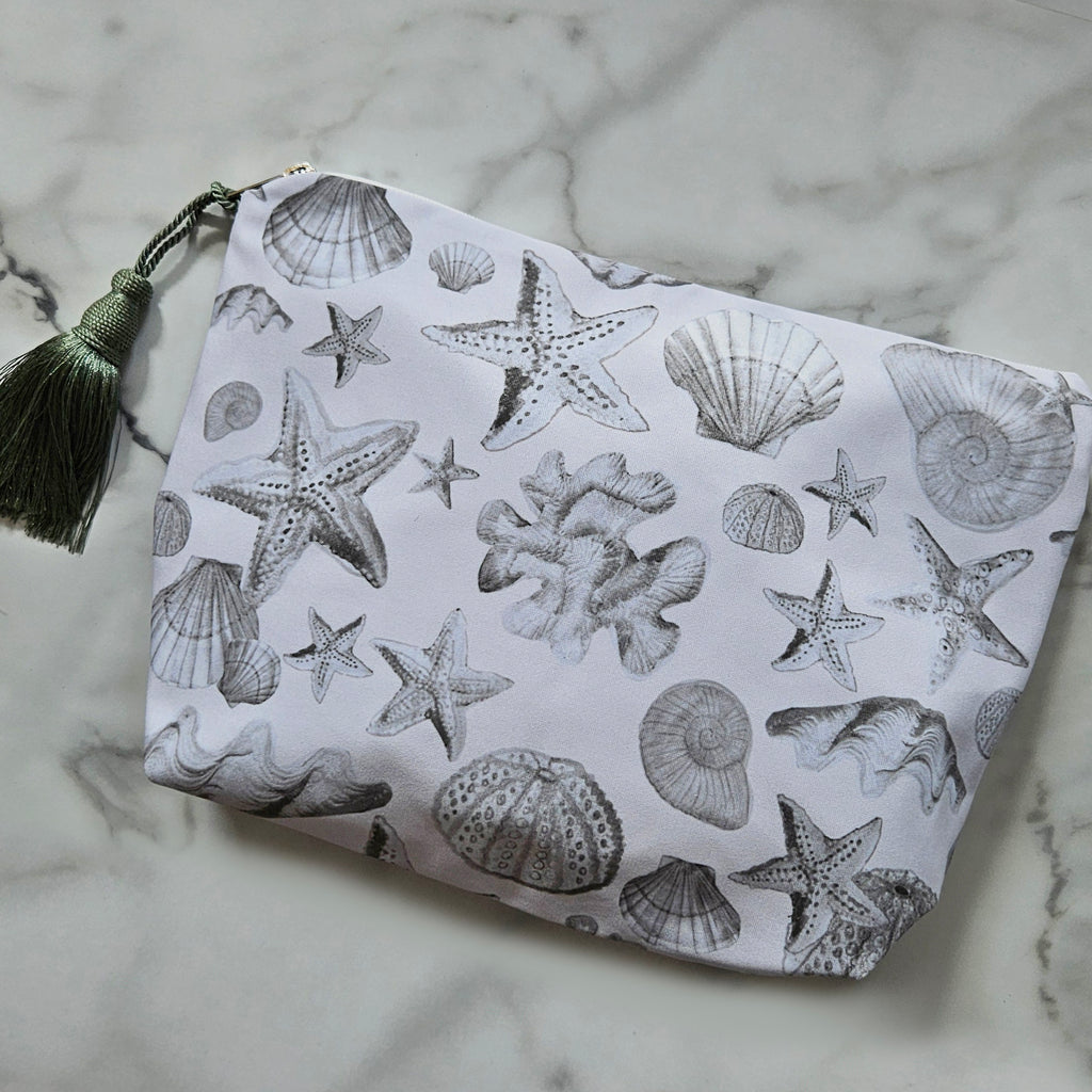 Nautica Zipper Pouch Bag