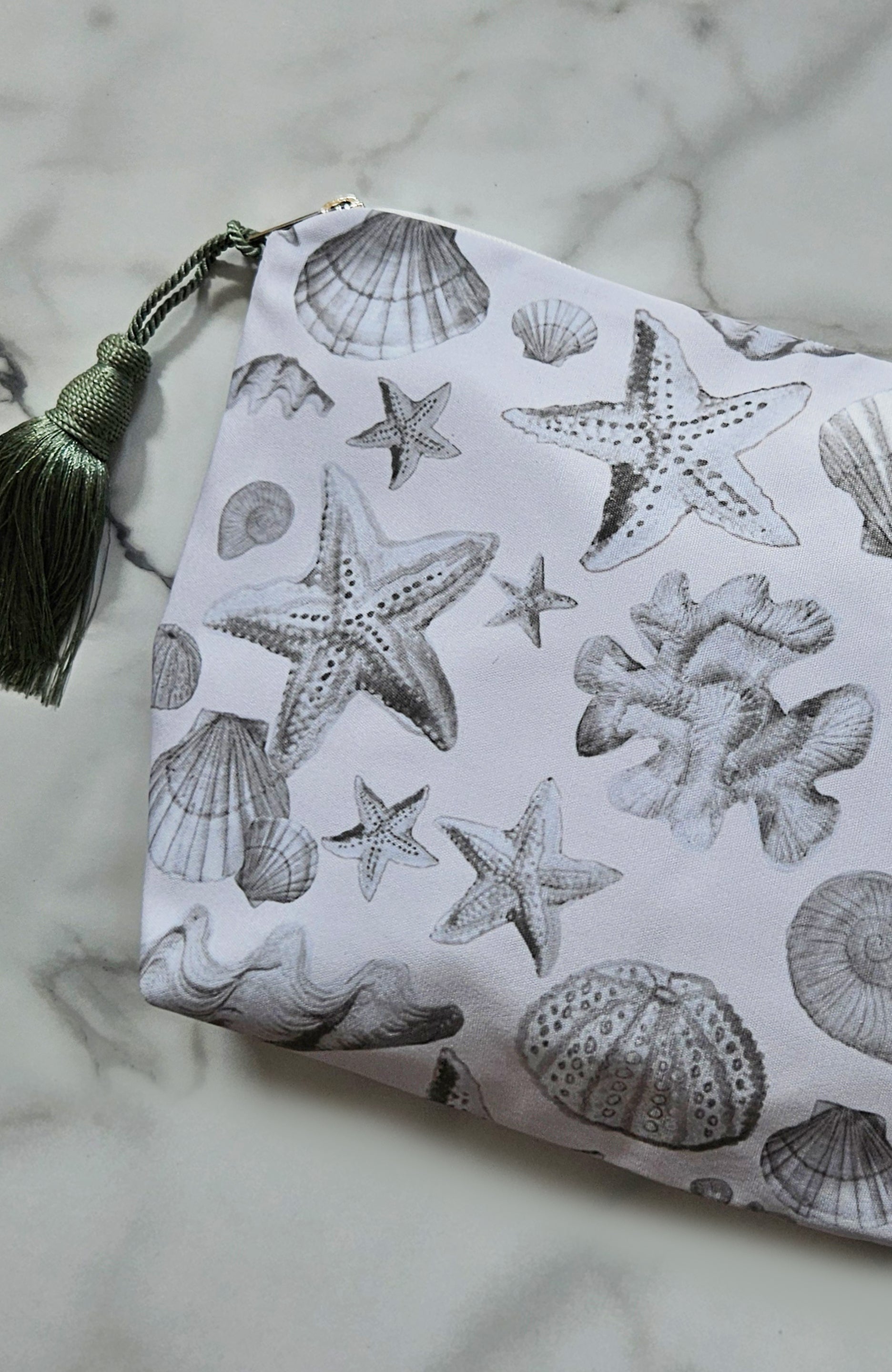 Nautica Zipper Pouch Bag